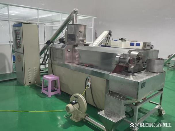 在糧油加工領(lǐng)域,低溫熟化膨化技術(shù)正以高效,節(jié)能,營養(yǎng)保留度高的優(yōu)勢